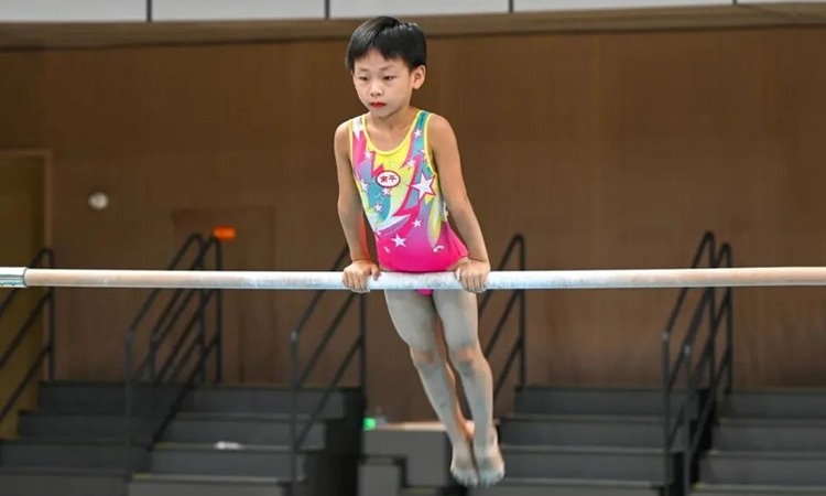 湖人惜败雄鹿，詹姆斯全力以赴众配角撑场，东契奇与艾顿攻防表现失常成定局