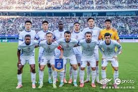 黄潜状态似乎更好。但是巴列卡诺并非弱旅。黄潜水难言必胜。这场比赛平局可能性不小，或者主队小胜。总体来说更看好一场闷平。